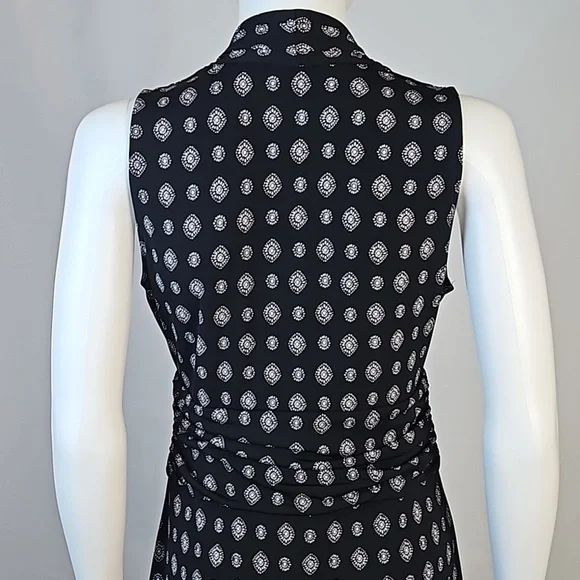 Vince Camuto Stretch Black & White Foulard Print V-Neck Sleeveless Maxi … - Picture 9 of 16